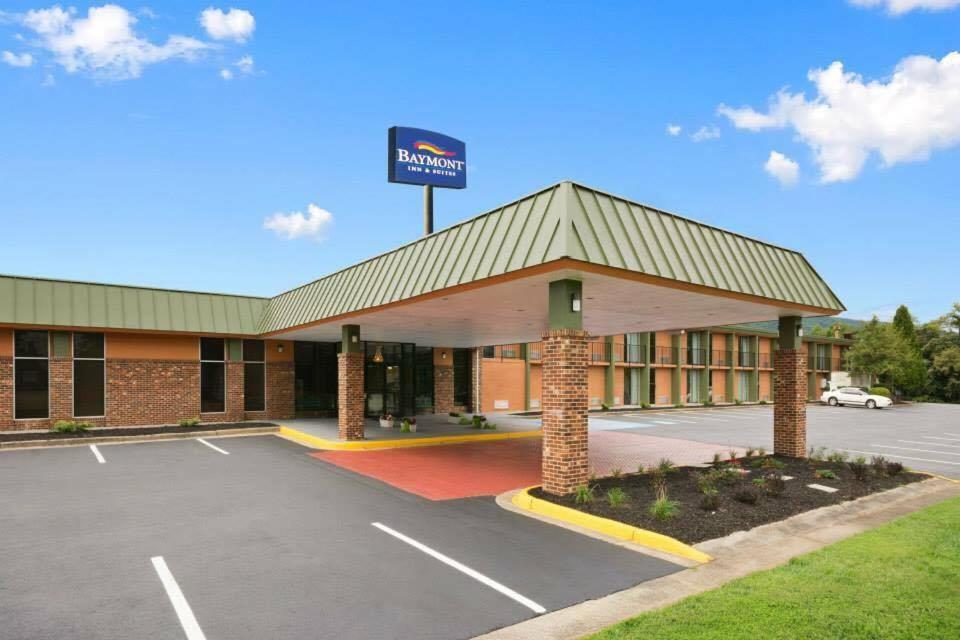 Baymont By Wyndham Salem Roanoke Area Hotell Eksteriør bilde