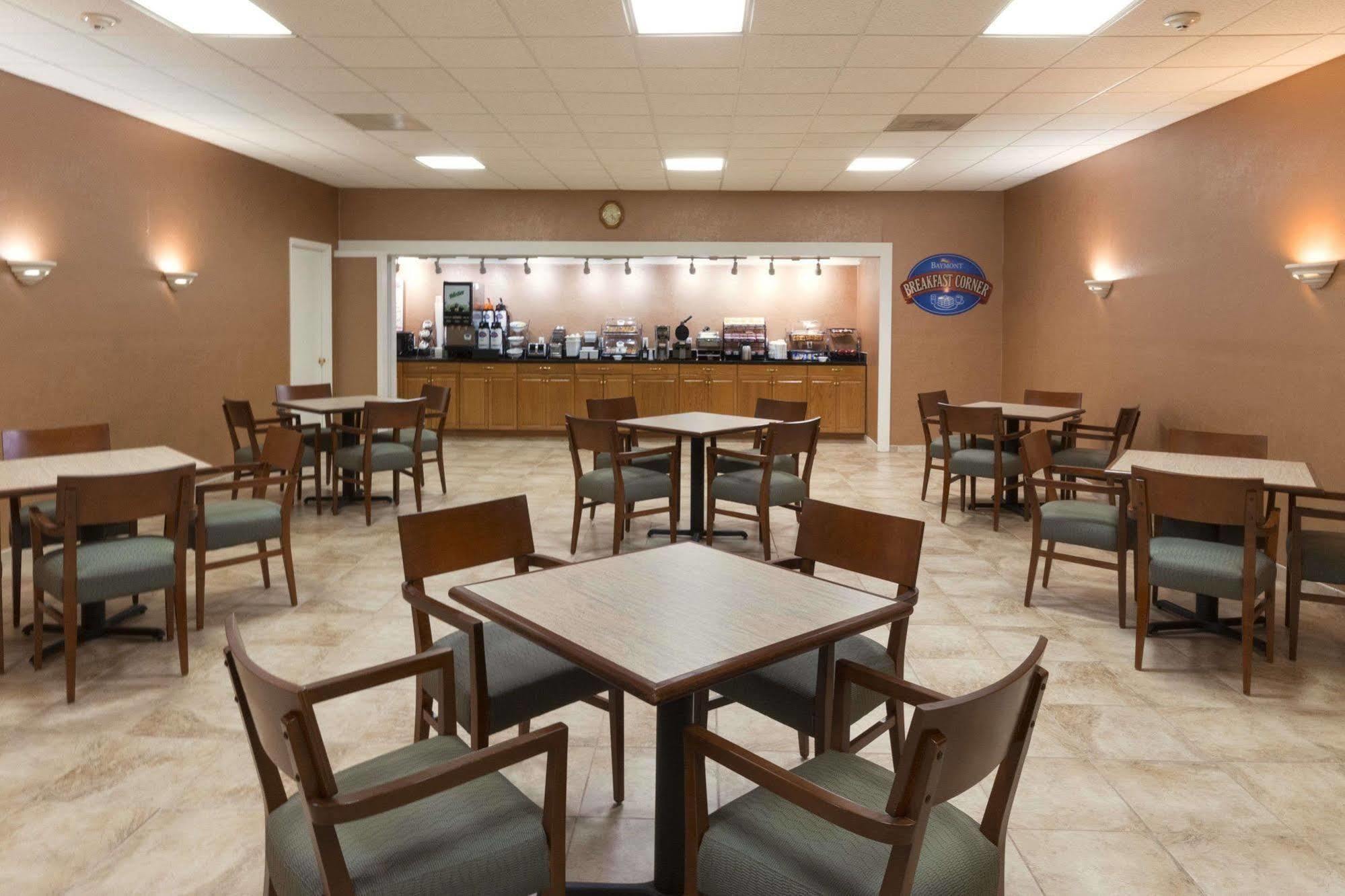 Baymont By Wyndham Salem Roanoke Area Hotell Eksteriør bilde